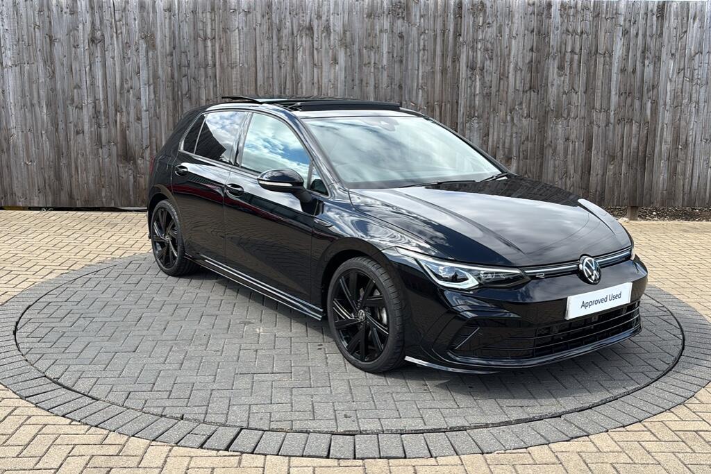 Main listing image - Volkswagen Golf