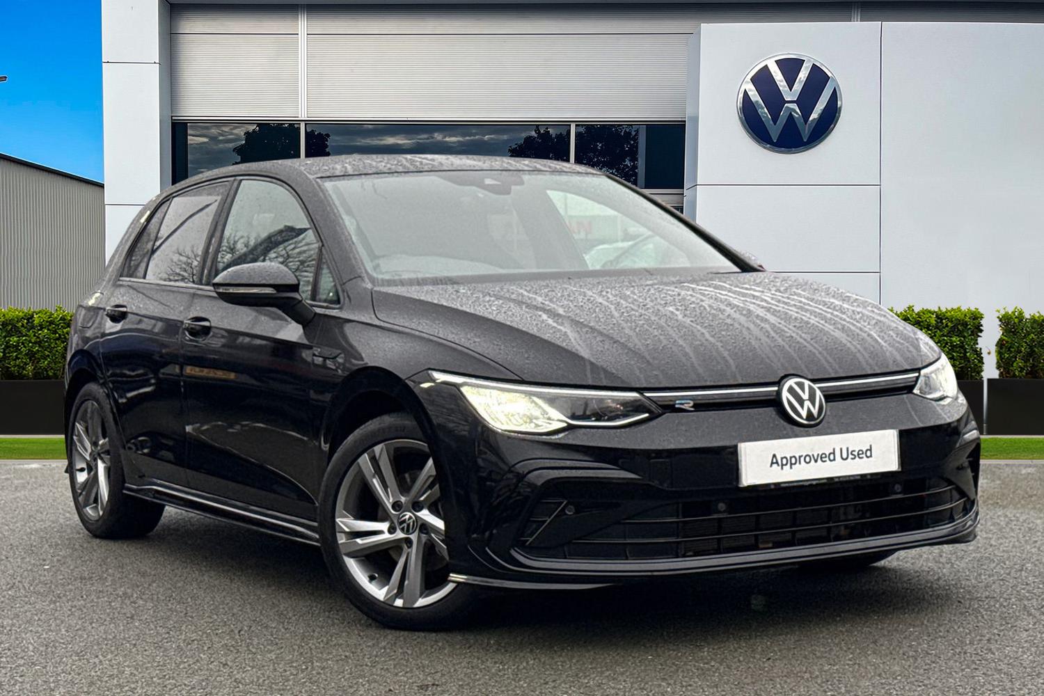 Main listing image - Volkswagen Golf