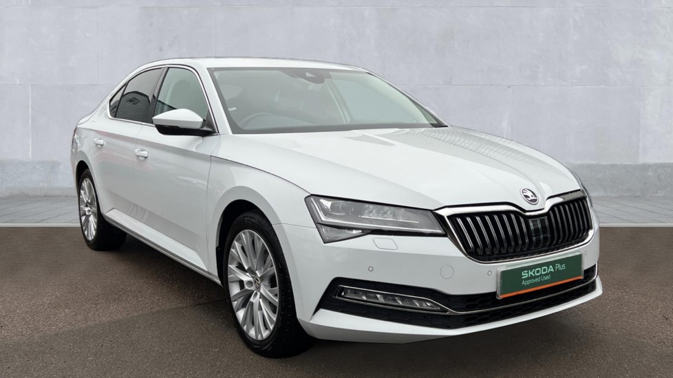 Main listing image - Skoda Superb