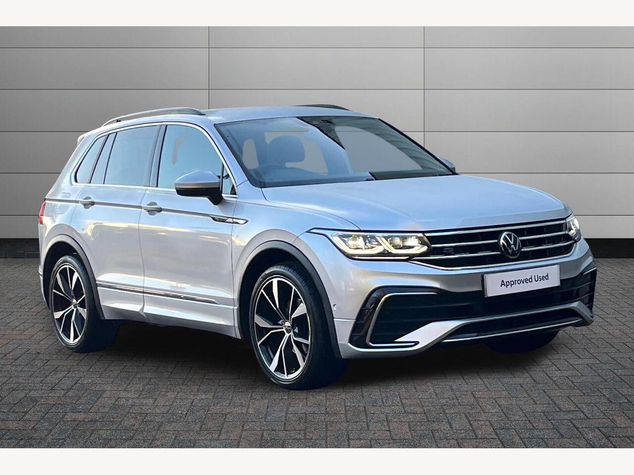 Main listing image - Volkswagen Tiguan