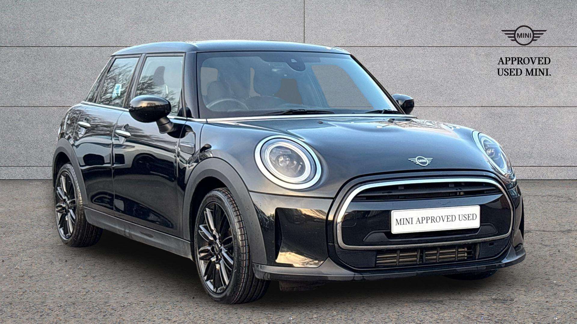 Main listing image - MINI Hatchback 5dr