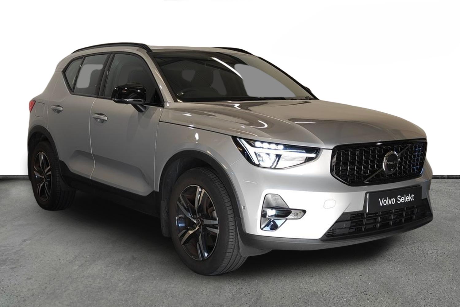Main listing image - Volvo XC40