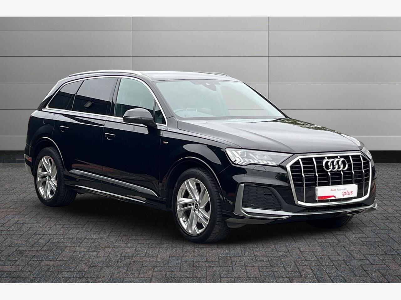 Main listing image - Audi Q7