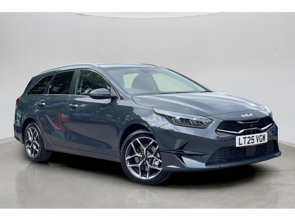 Main listing image - Kia Ceed SW