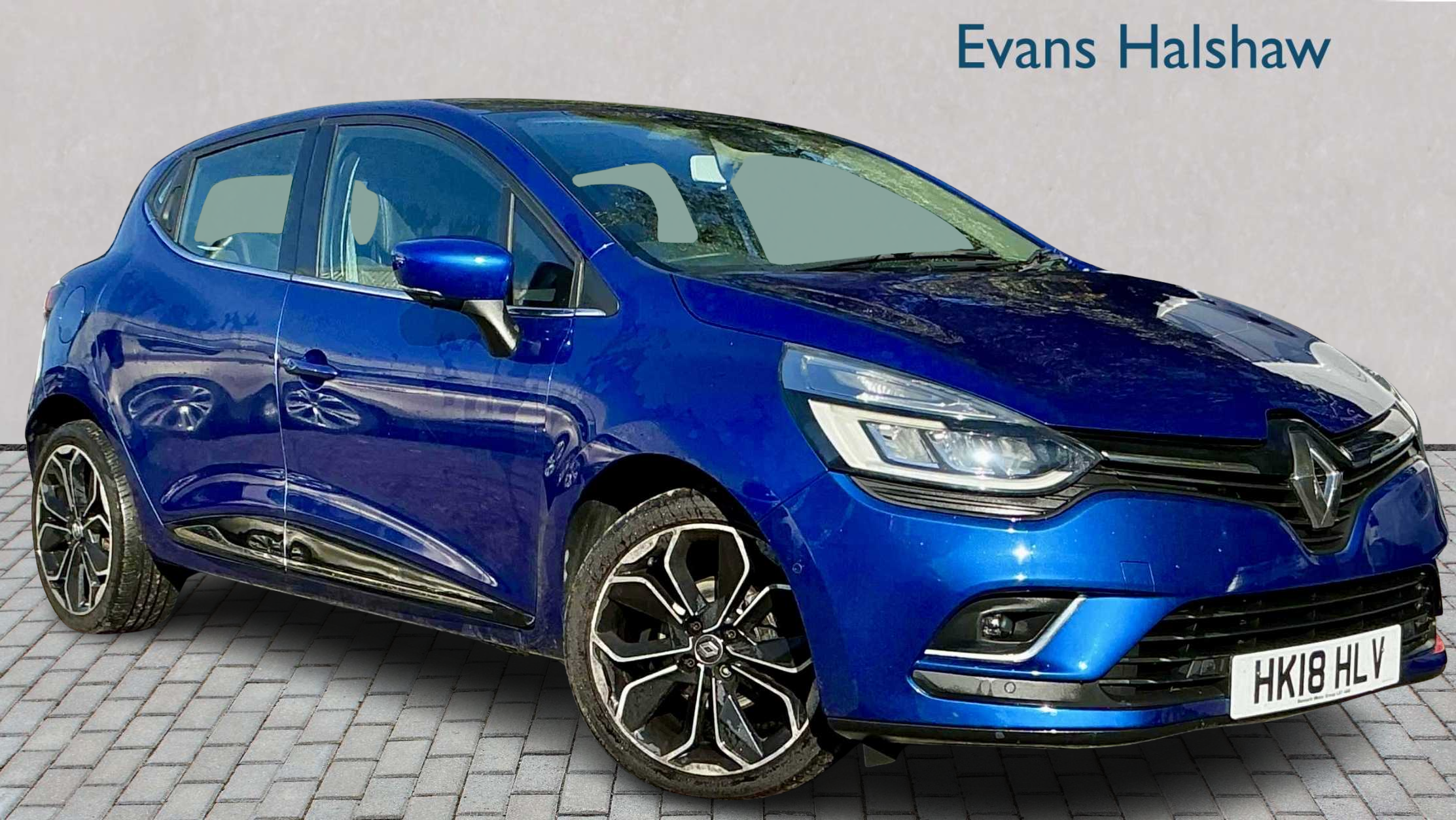 Main listing image - Renault Clio