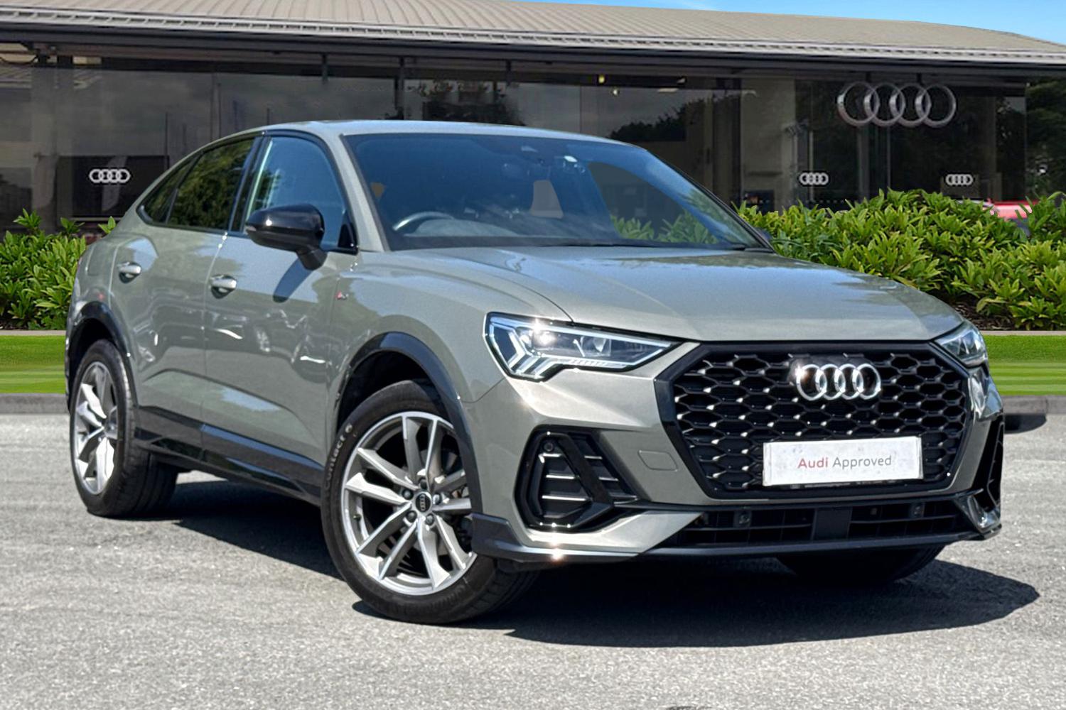Main listing image - Audi Q3