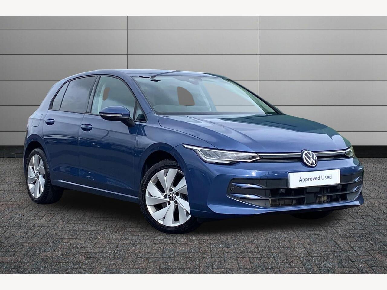 Main listing image - Volkswagen Golf