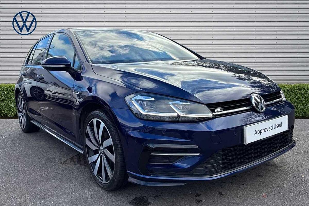 Main listing image - Volkswagen Golf
