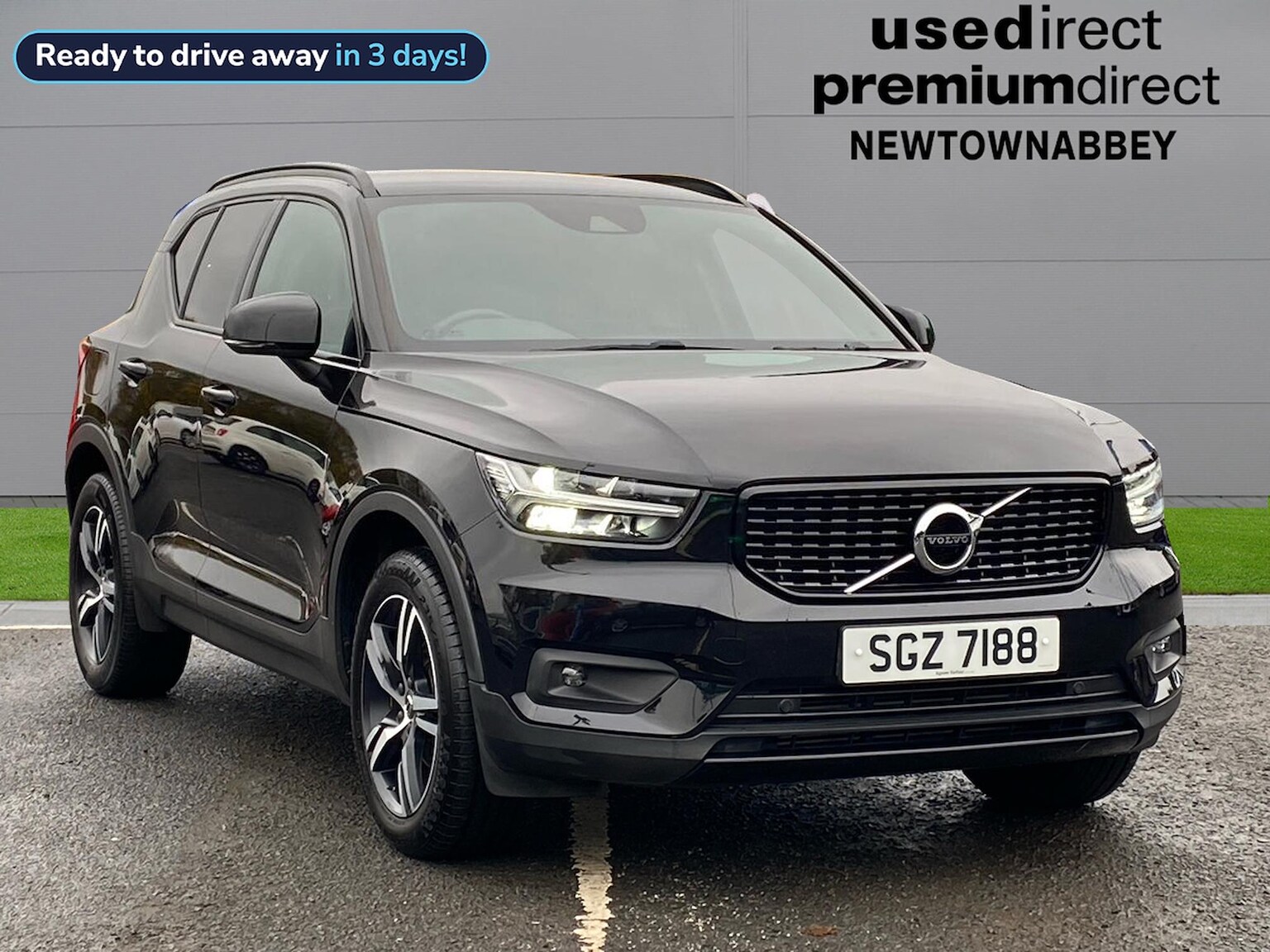 Main listing image - Volvo XC40