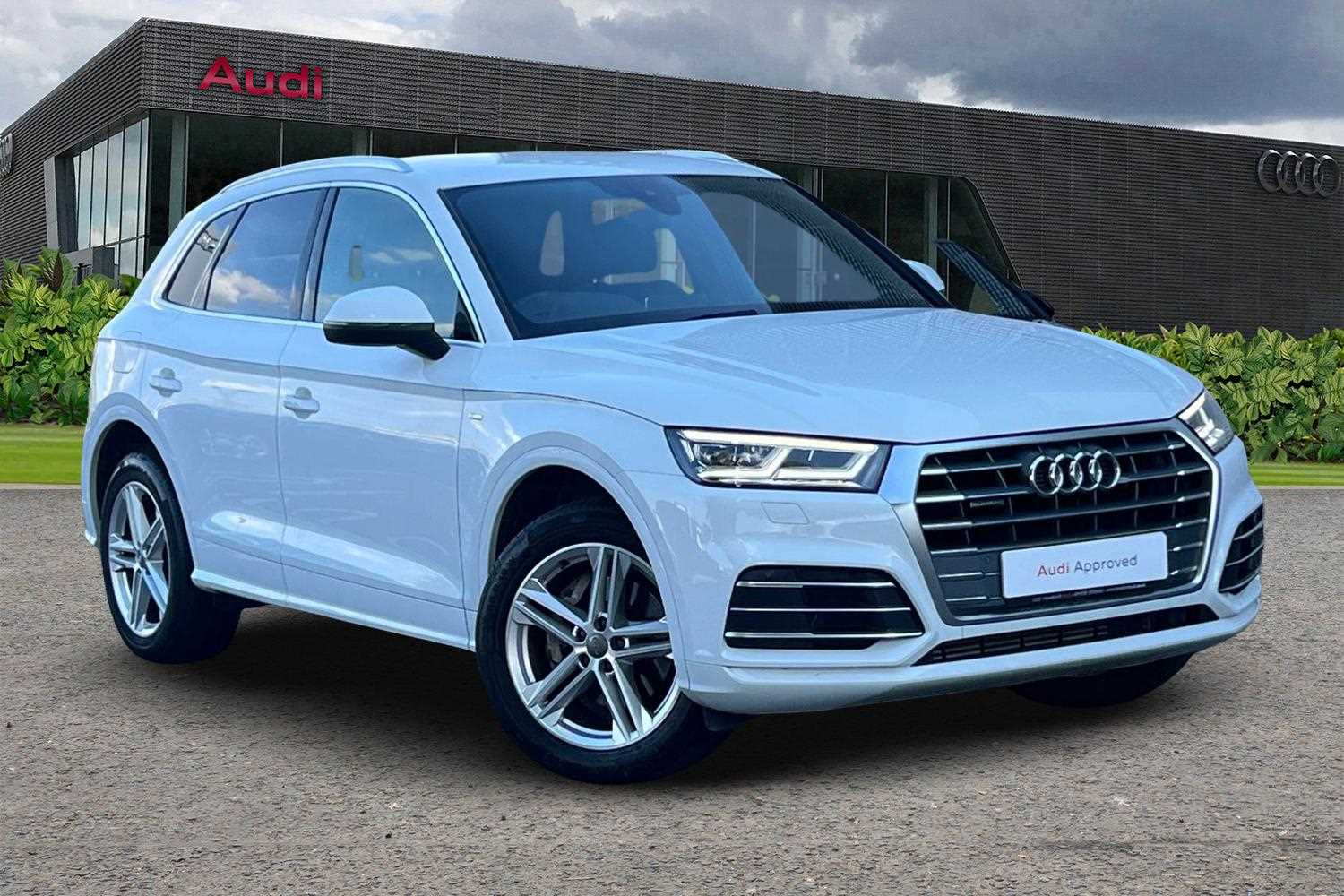 Main listing image - Audi Q5