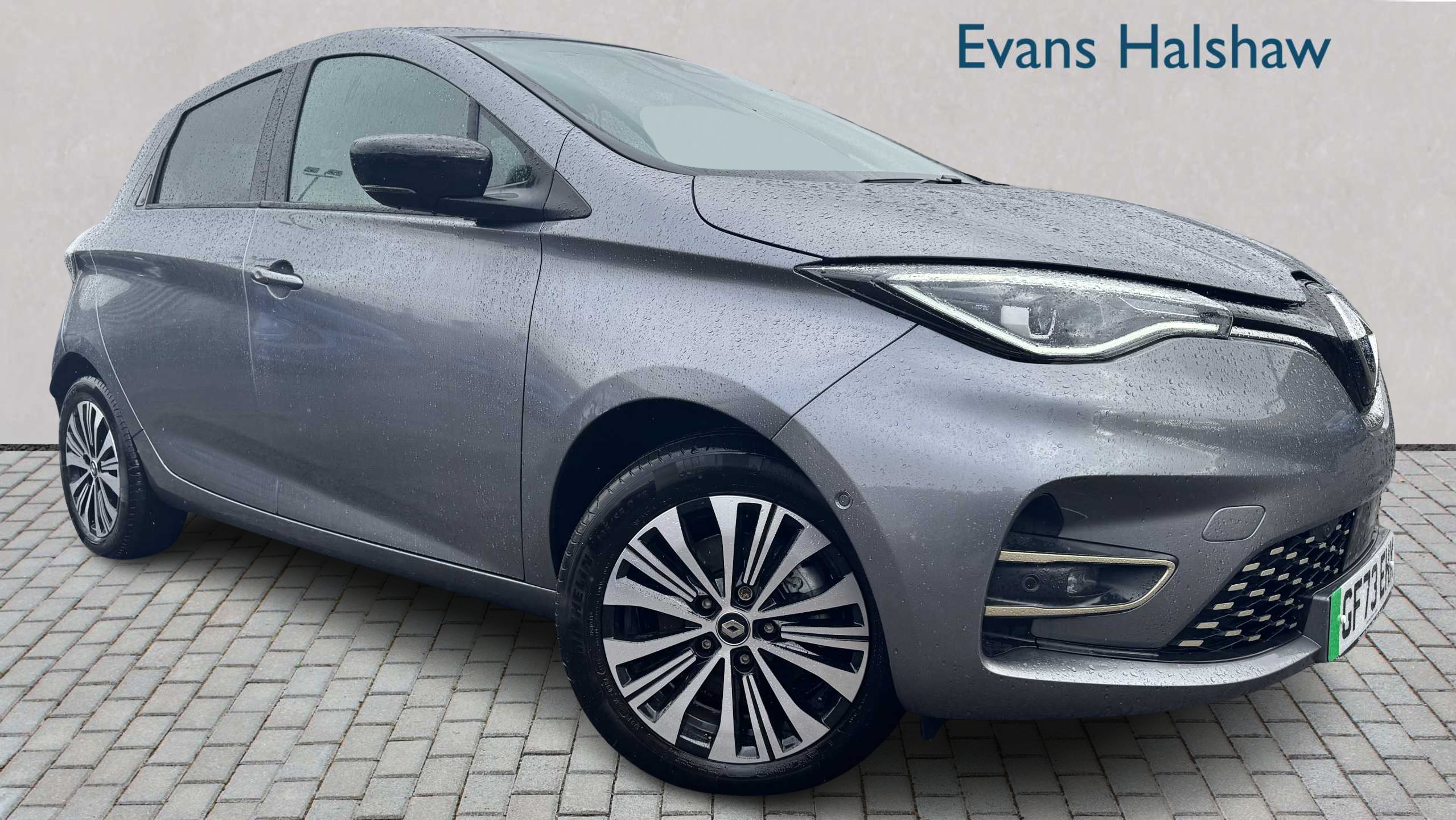 Main listing image - Renault Zoe