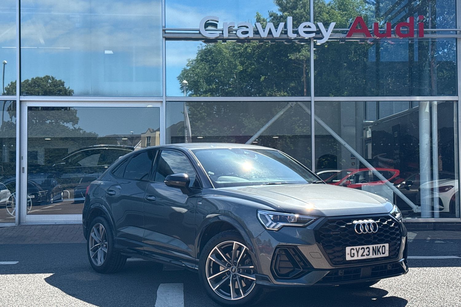 Main listing image - Audi Q3
