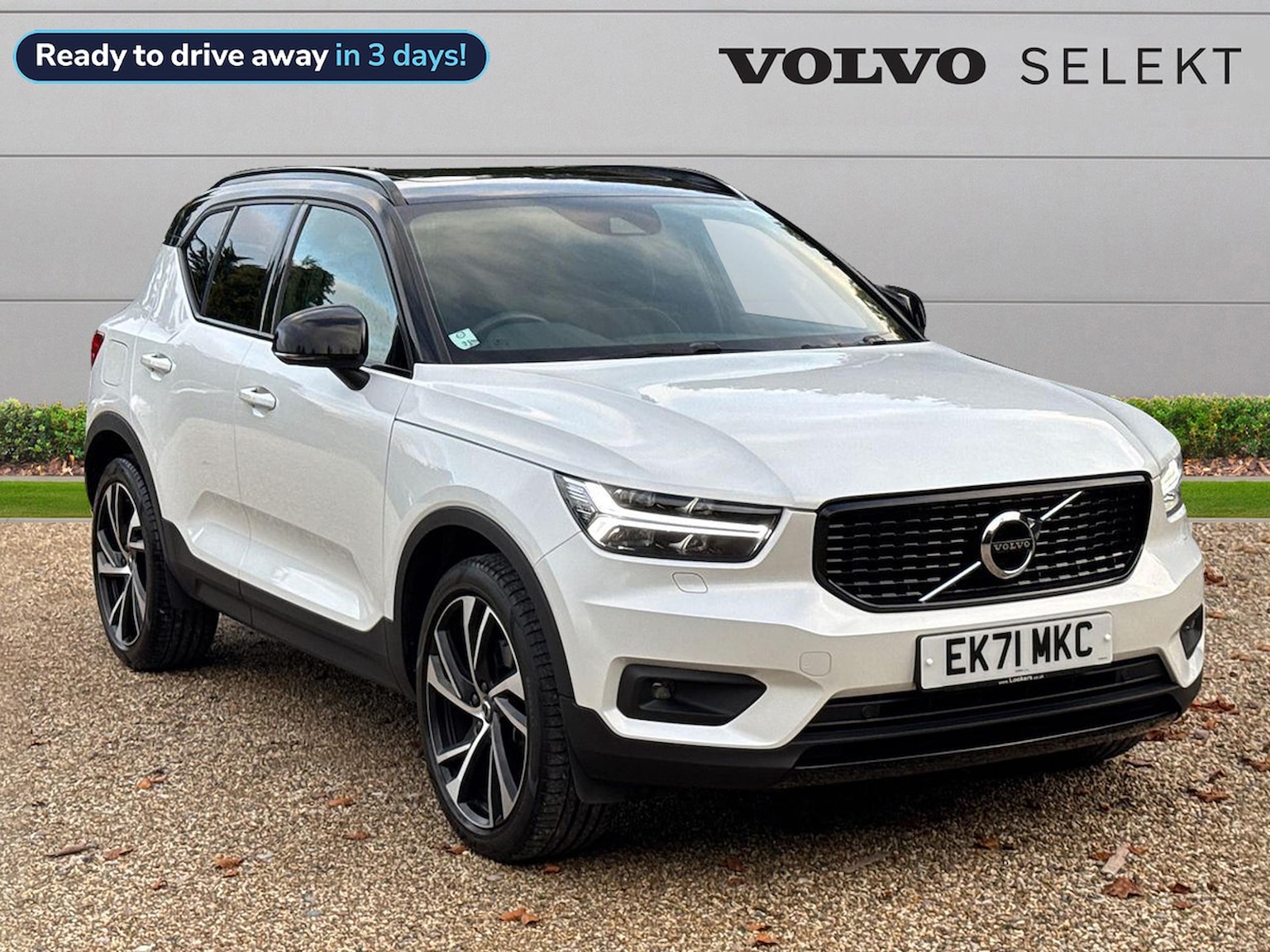 Main listing image - Volvo XC40