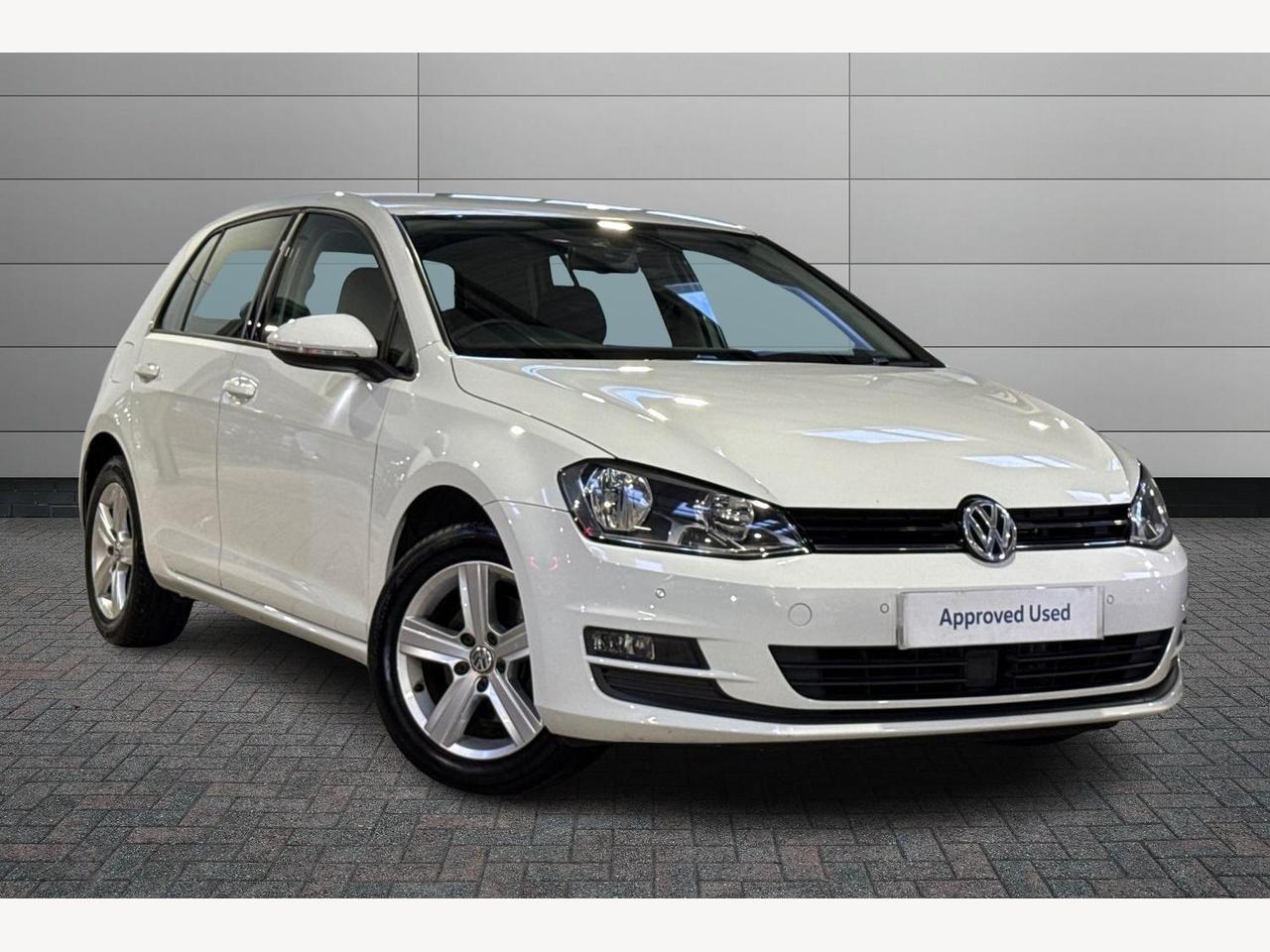 Main listing image - Volkswagen Golf