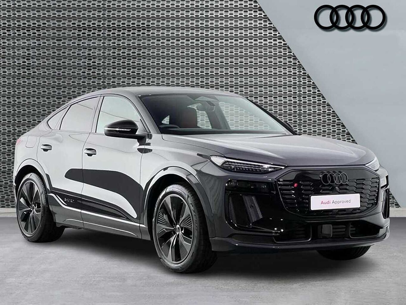 Main listing image - Audi Q6