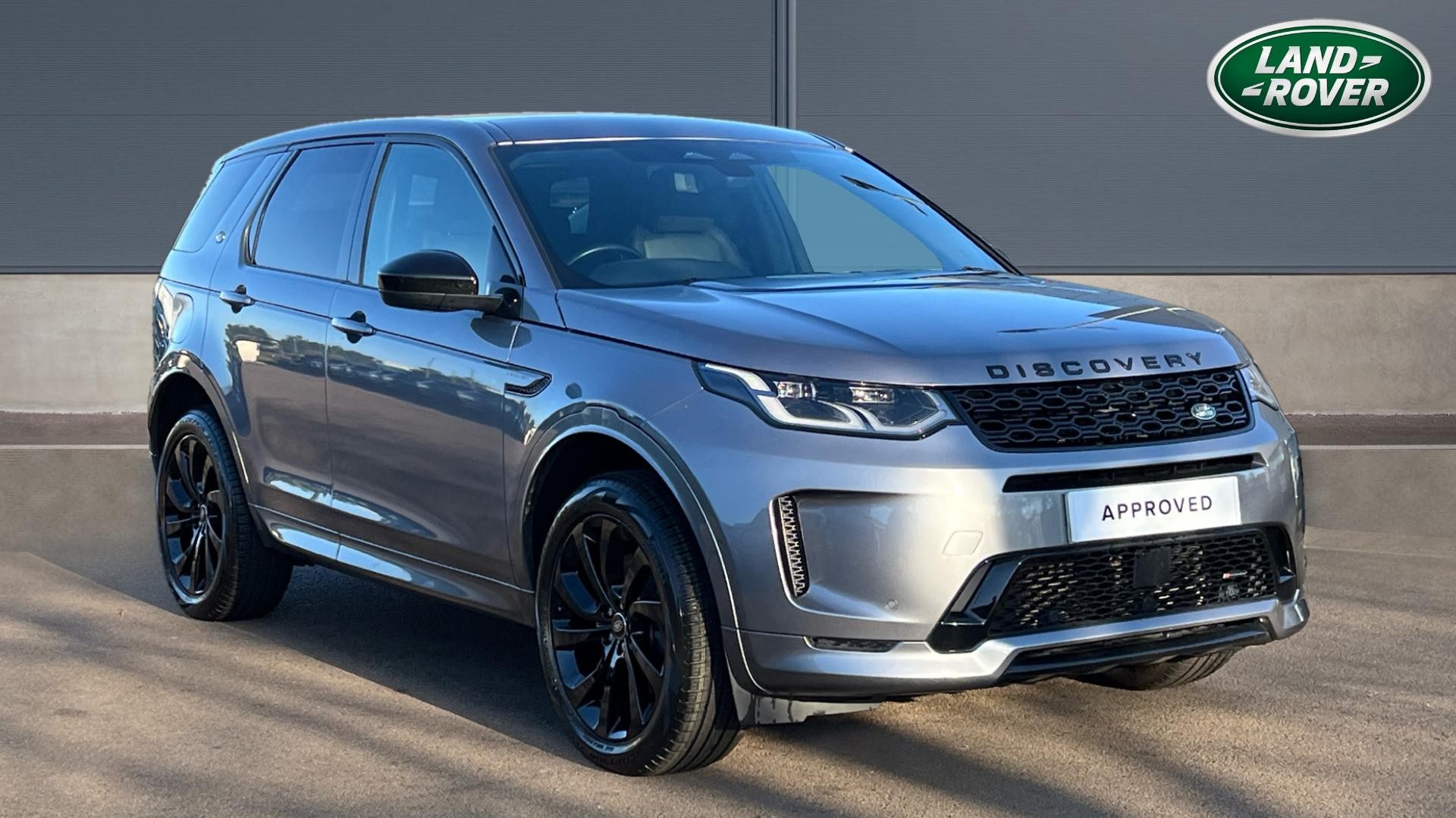 Main listing image - Land Rover Discovery Sport