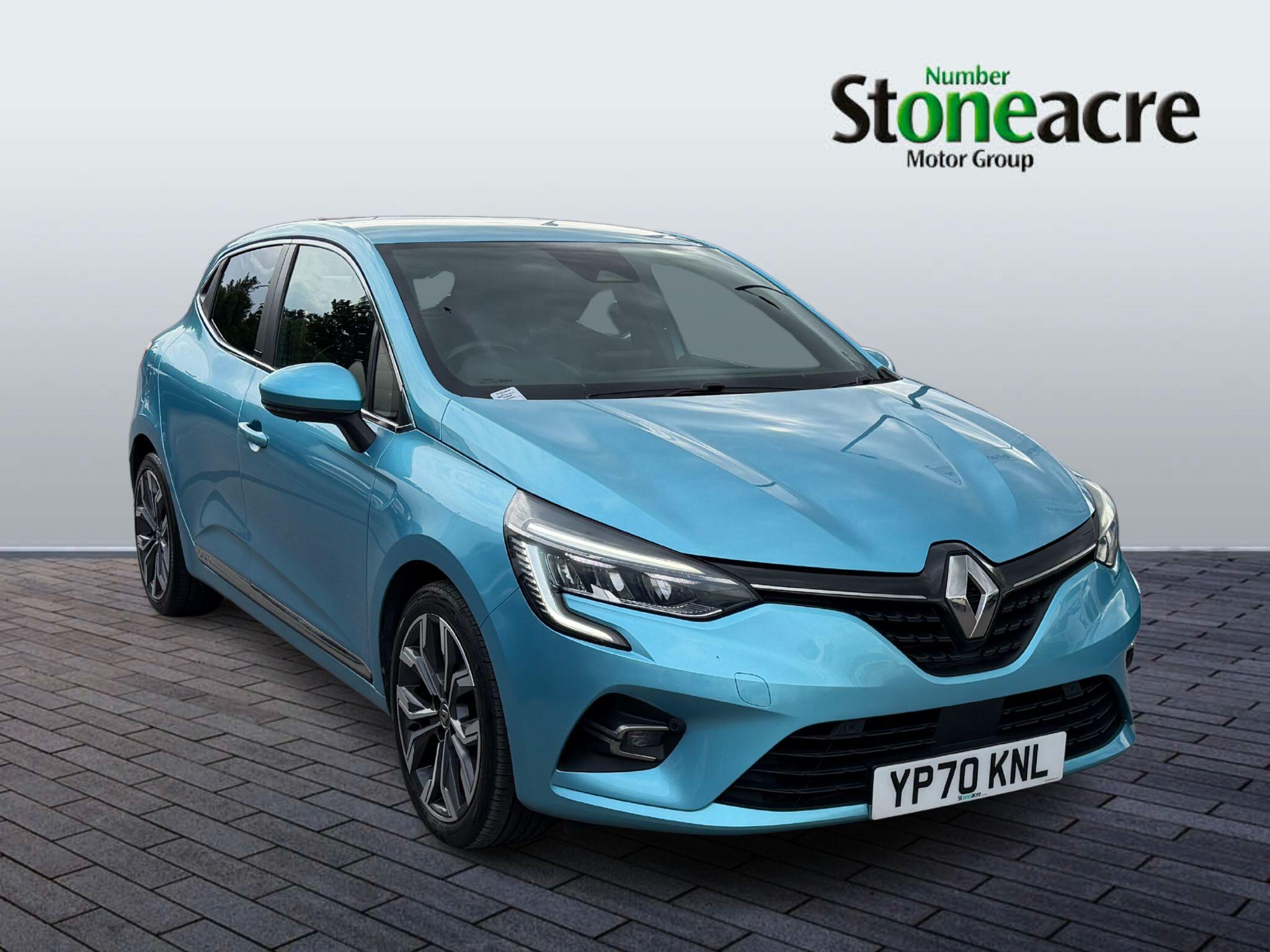 Main listing image - Renault Clio