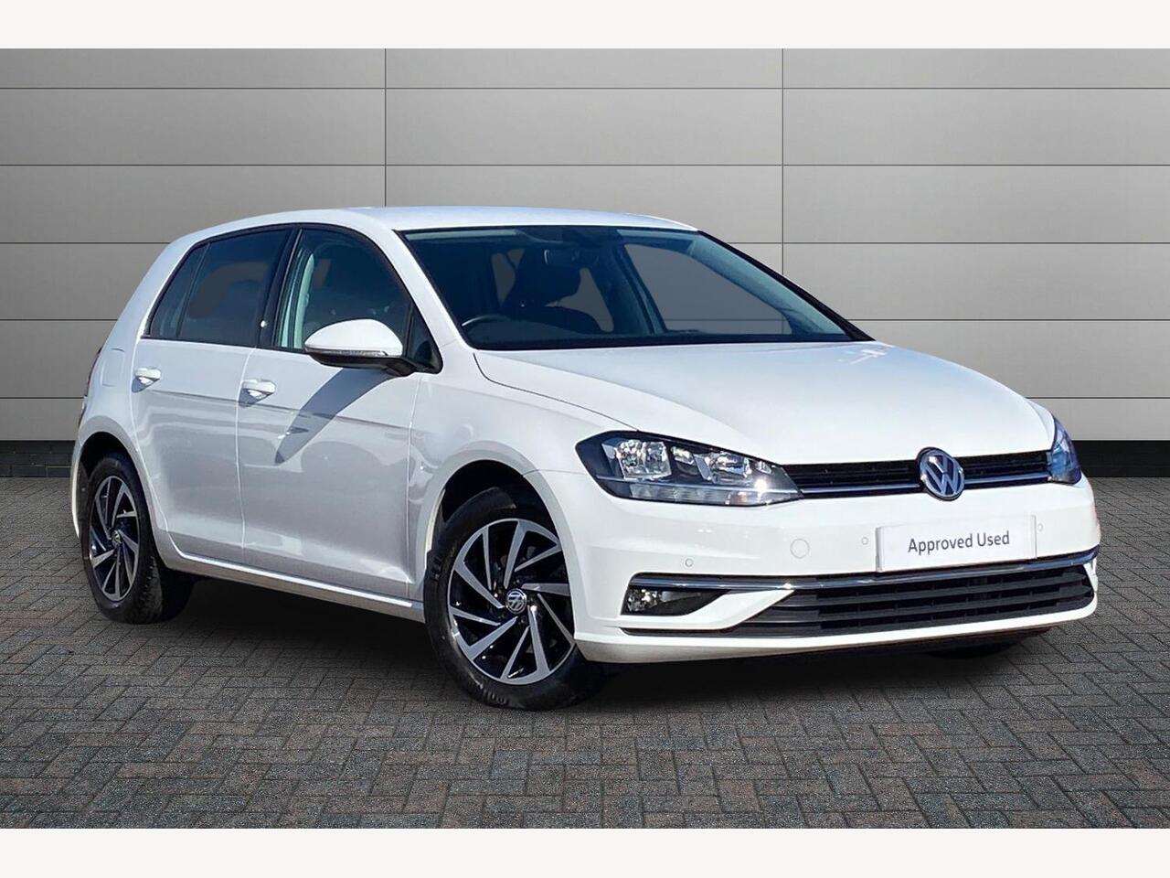 Main listing image - Volkswagen Golf