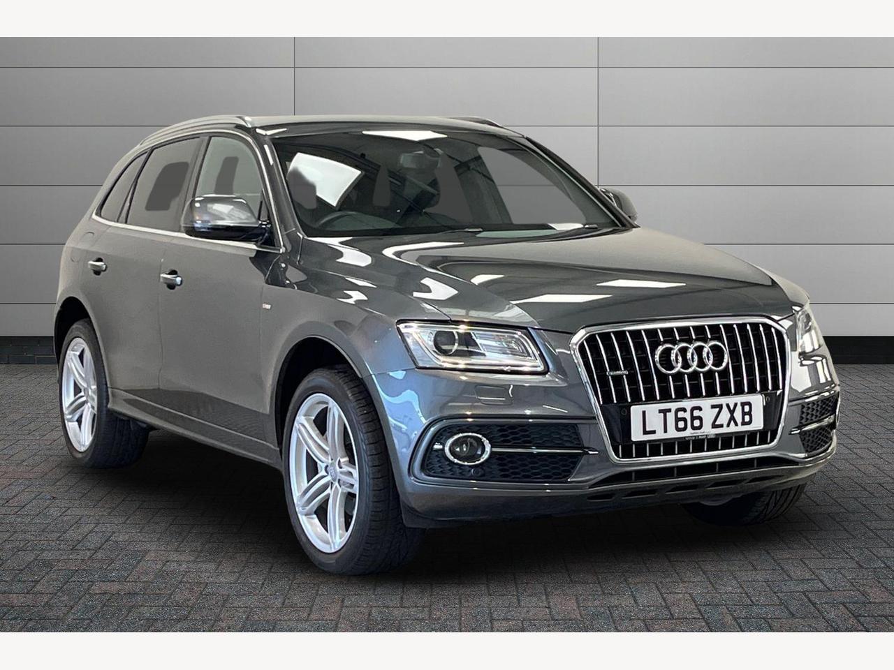 Main listing image - Audi Q5