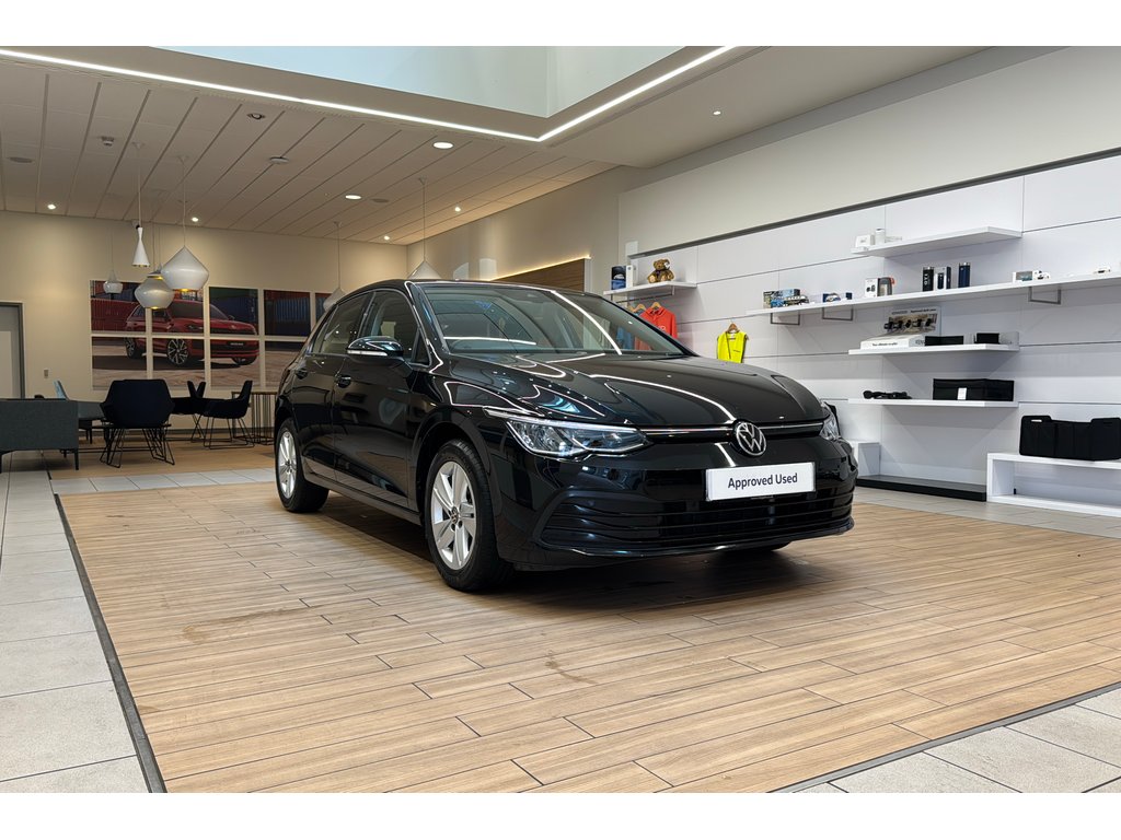 Main listing image - Volkswagen Golf