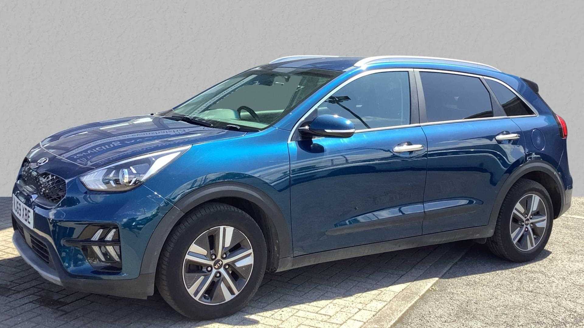 Main listing image - Kia Niro