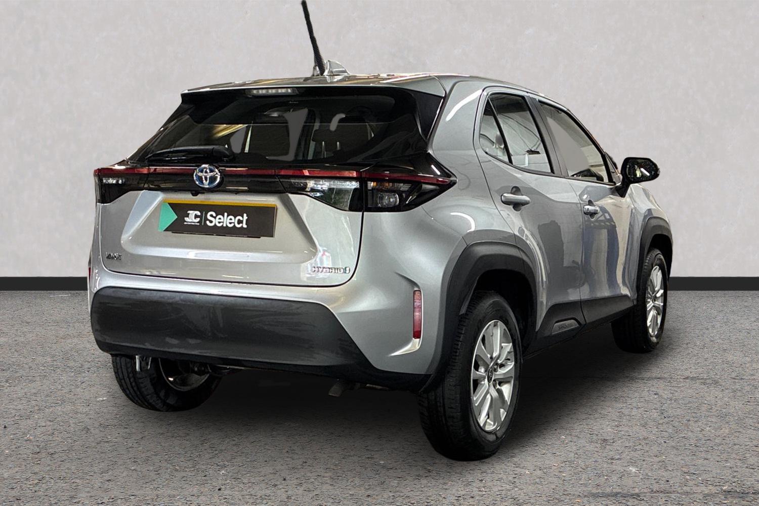 Main listing image - Toyota Yaris Cross