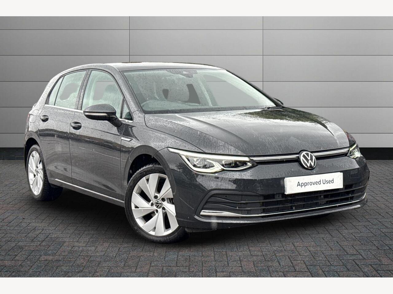 Main listing image - Volkswagen Golf