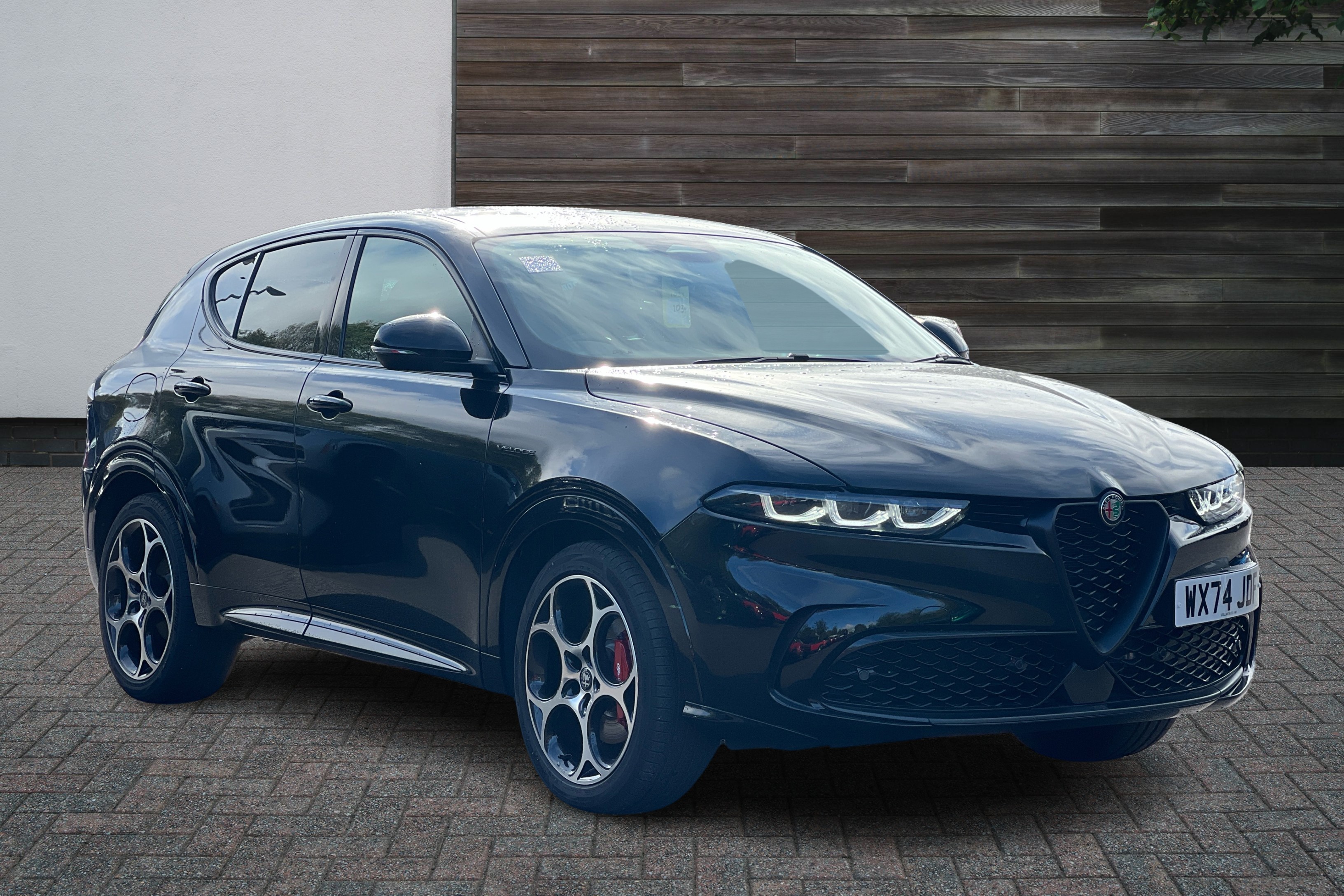 Main listing image - Alfa Romeo Tonale