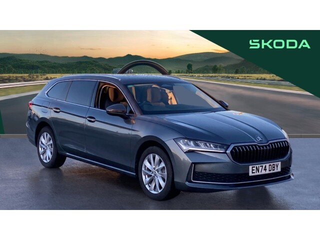 Main listing image - Skoda Superb Estate