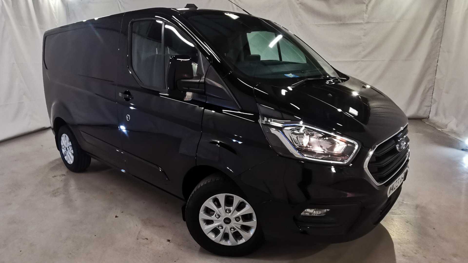 Main listing image - Ford Transit Custom