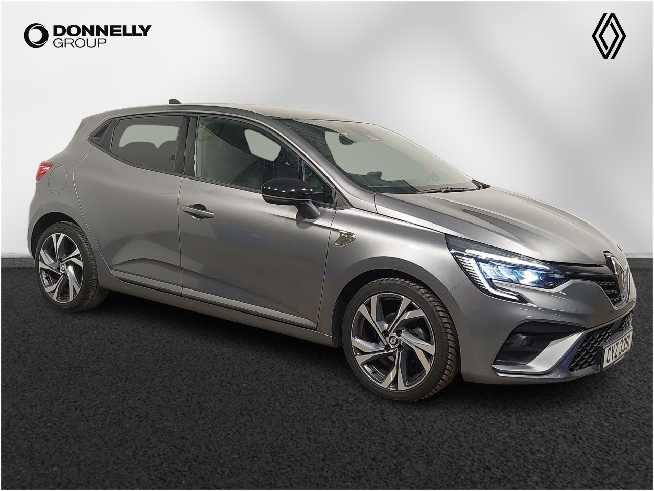 Main listing image - Renault Clio