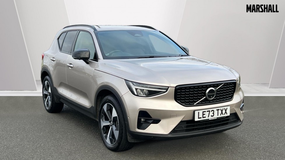 Main listing image - Volvo XC40