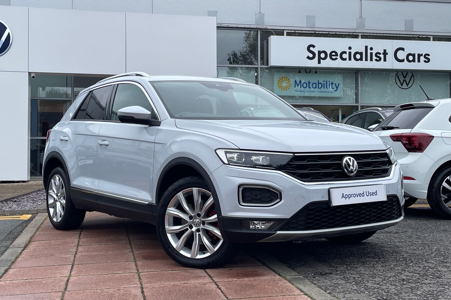 Main listing image - Volkswagen T-Roc