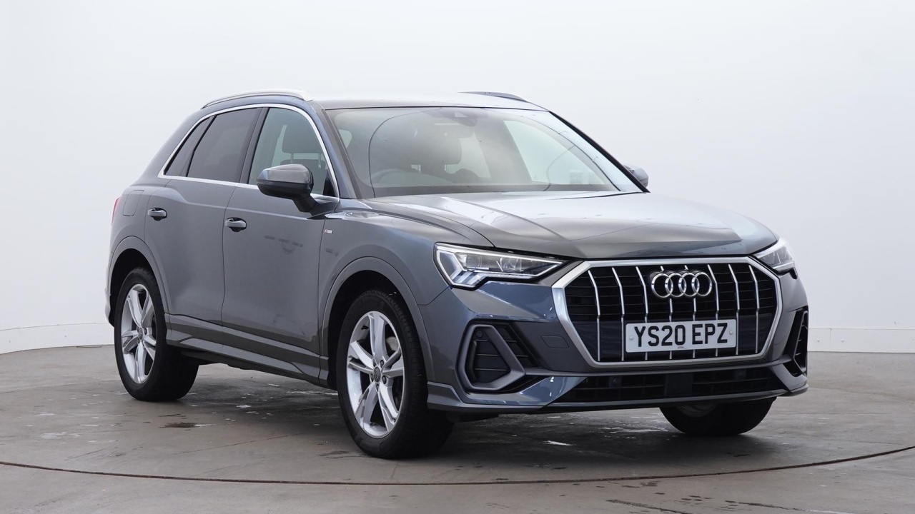 Main listing image - Audi Q3