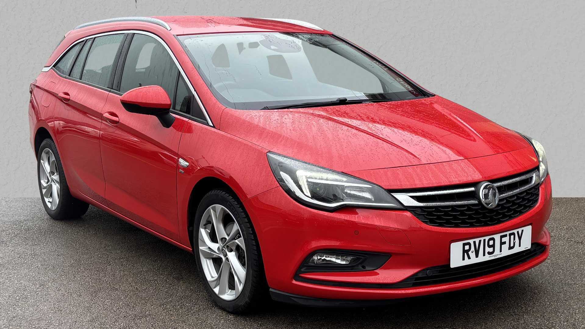 Main listing image - Vauxhall Astra Sports Tourer