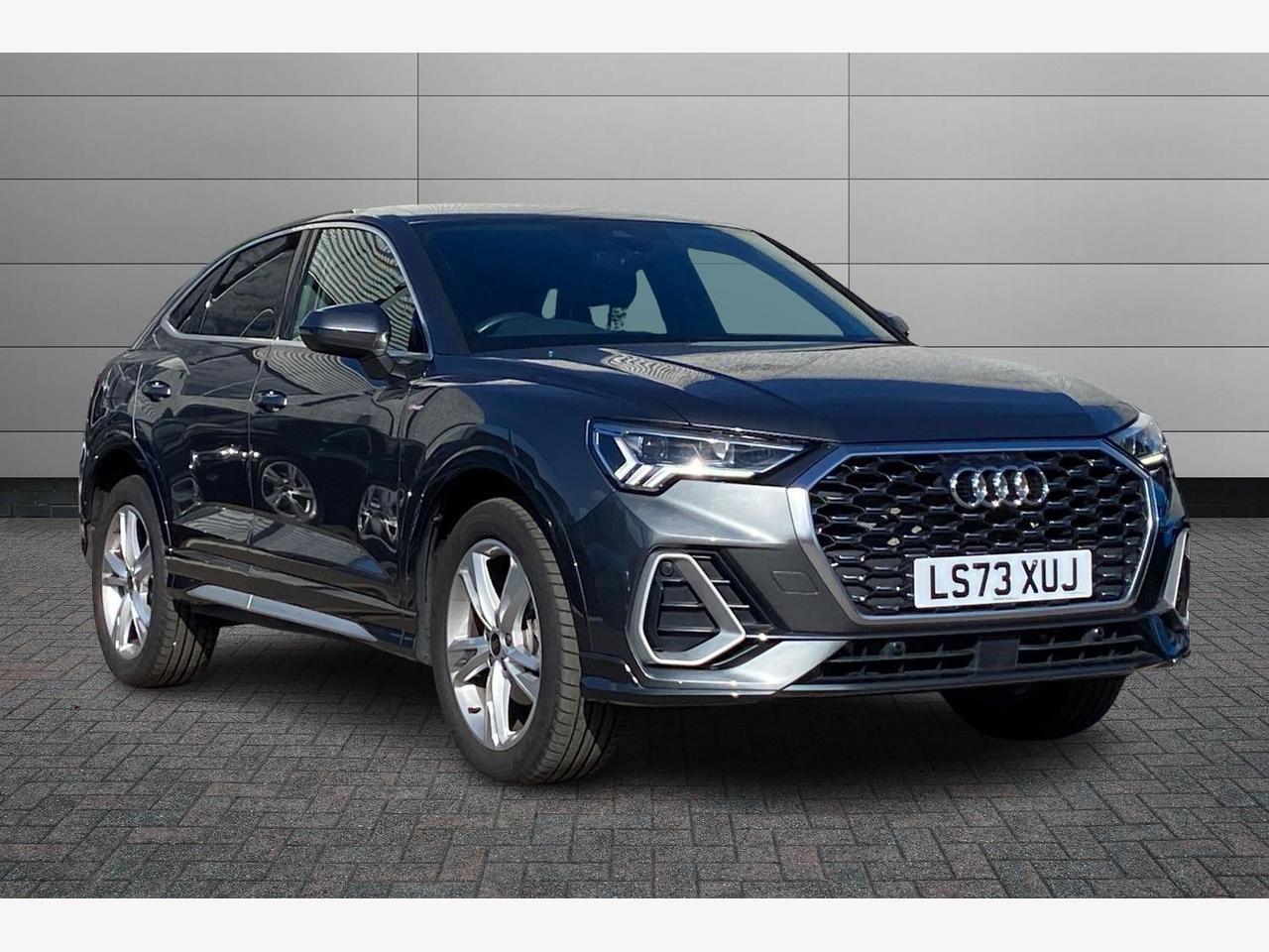 Main listing image - Audi Q3