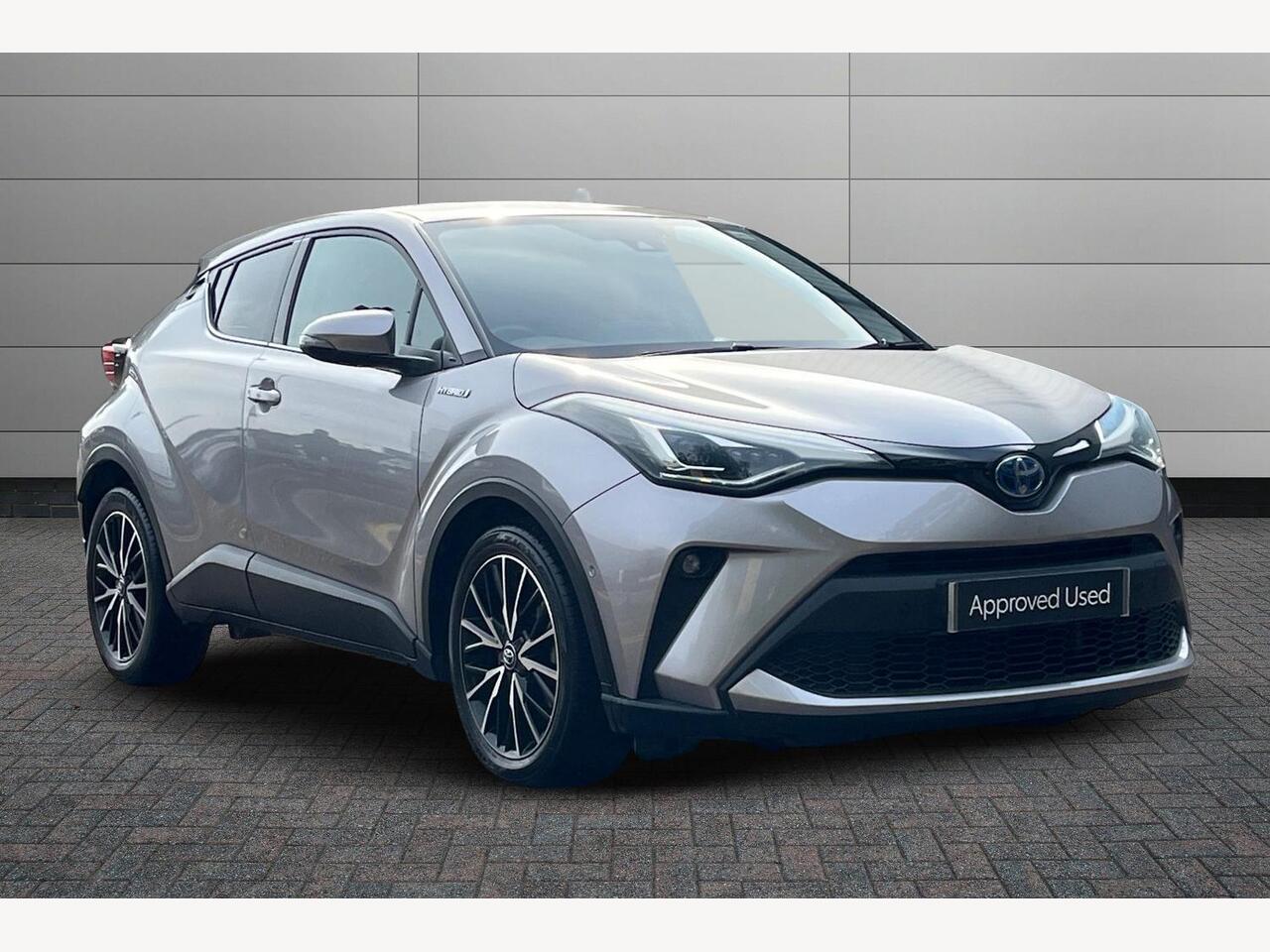 Main listing image - Toyota C-HR