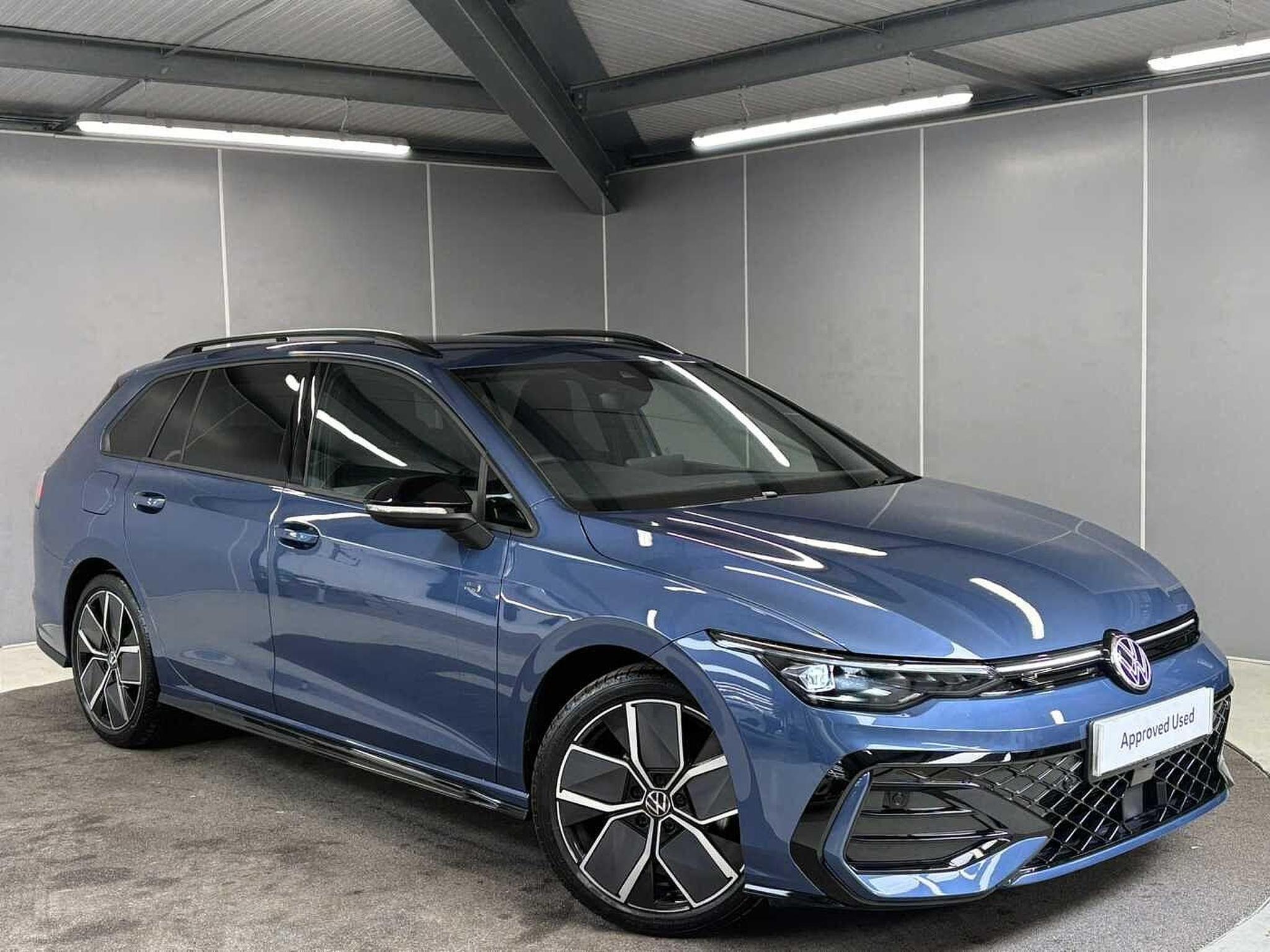 Main listing image - Volkswagen Golf Estate