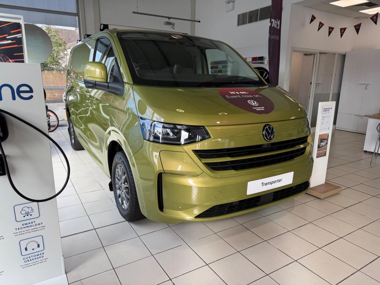 Main listing image - Volkswagen Transporter