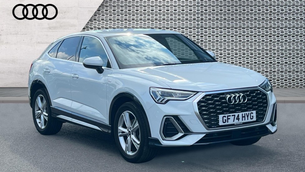 Main listing image - Audi Q3