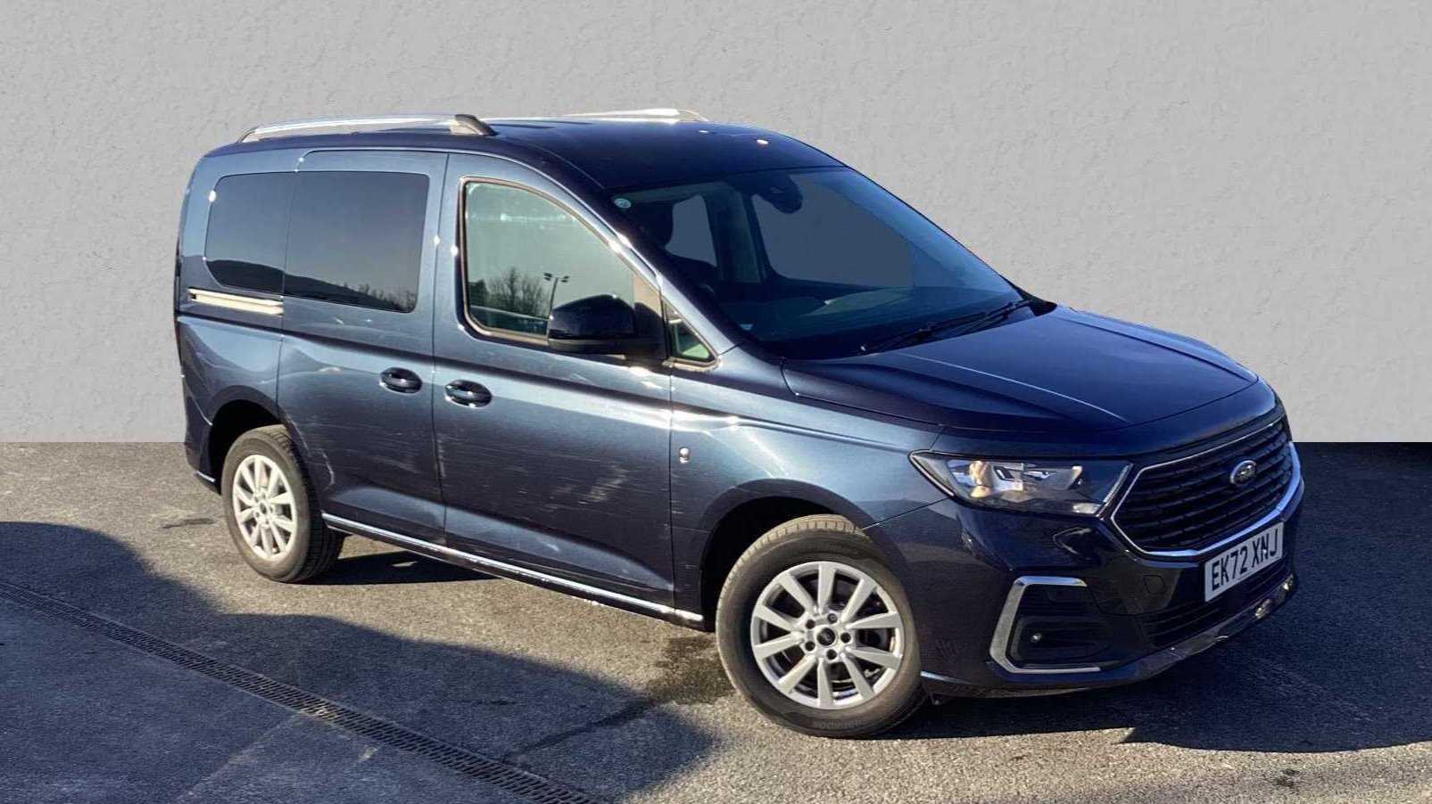 Main listing image - Ford Tourneo Connect