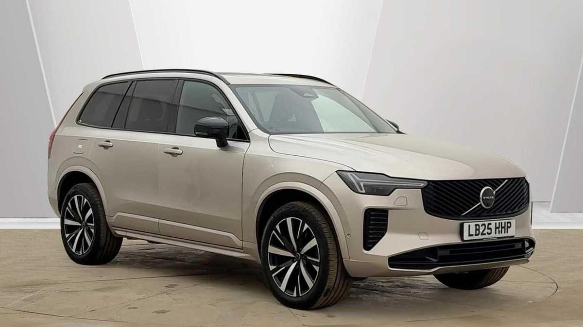 Main listing image - Volvo XC90