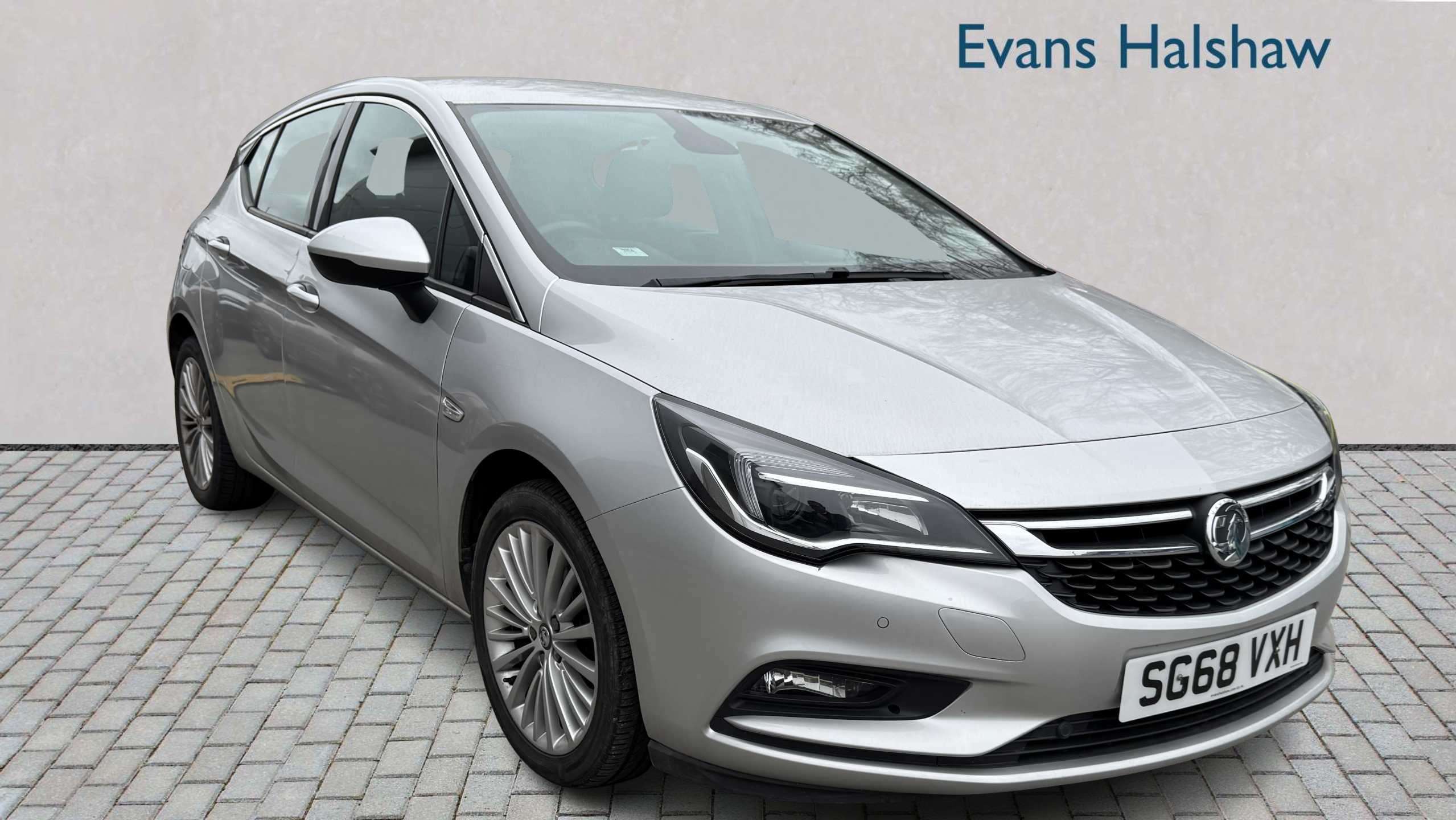Main listing image - Vauxhall Astra