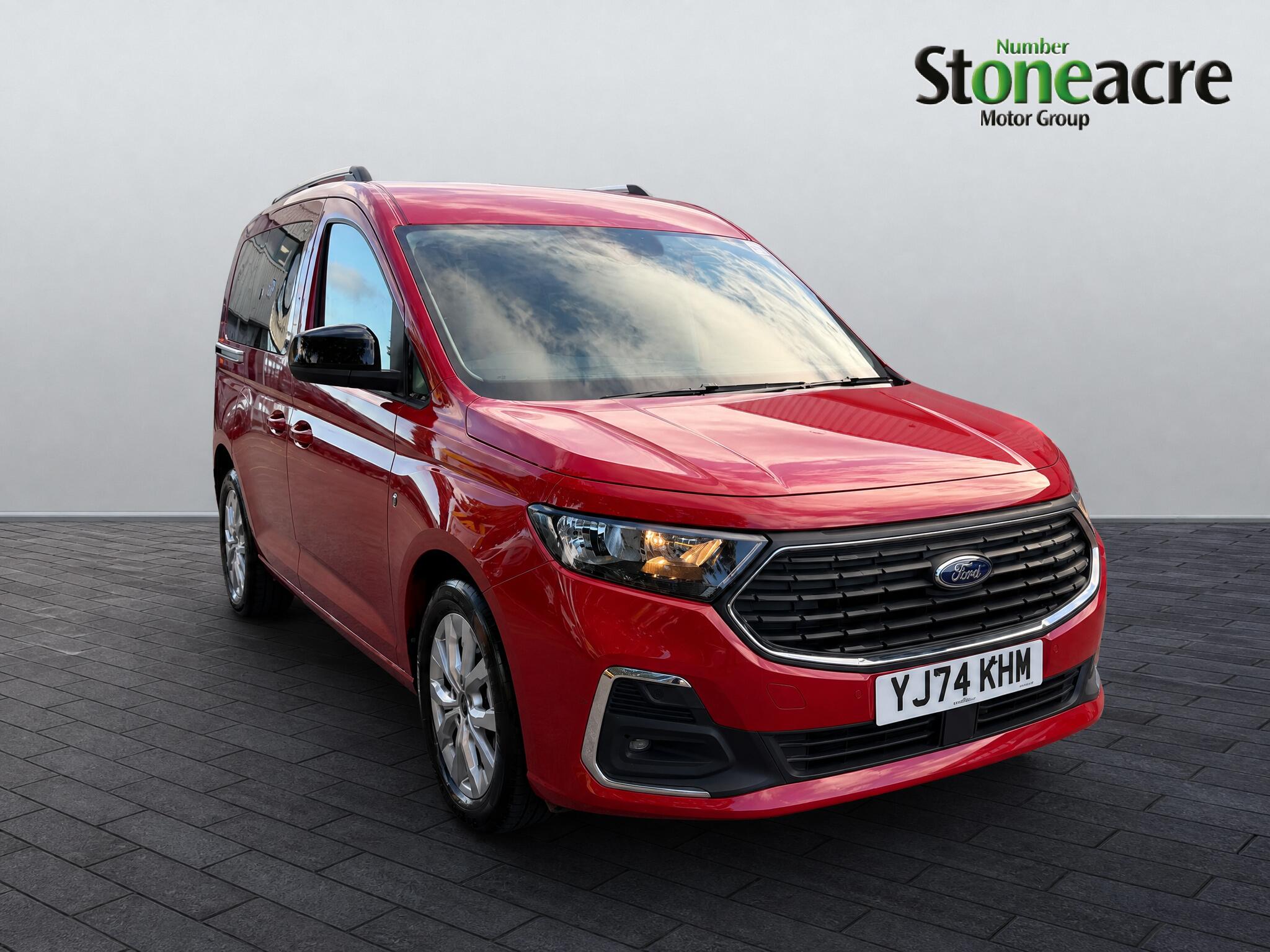Main listing image - Ford Tourneo Connect