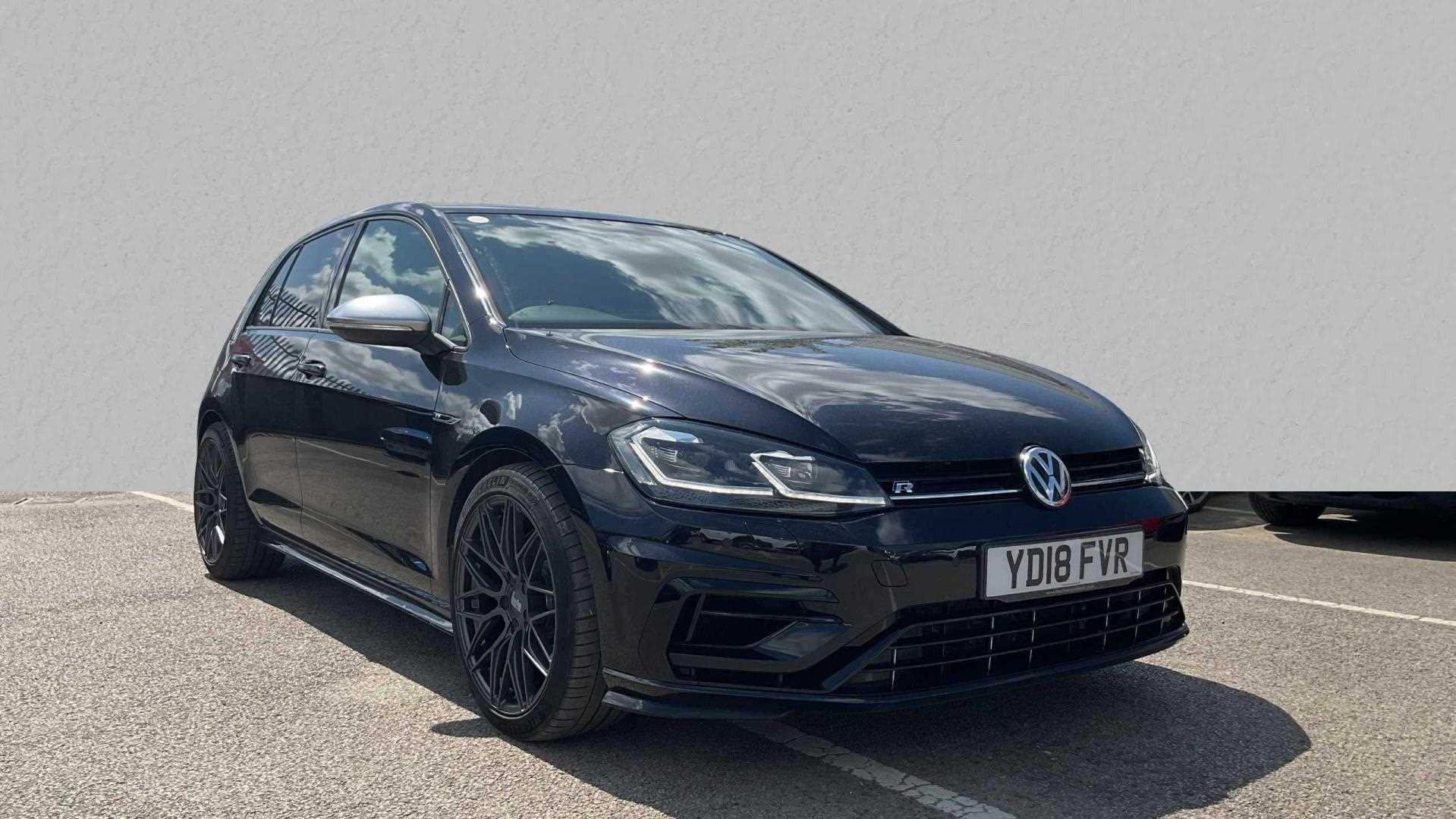 Main listing image - Volkswagen Golf R