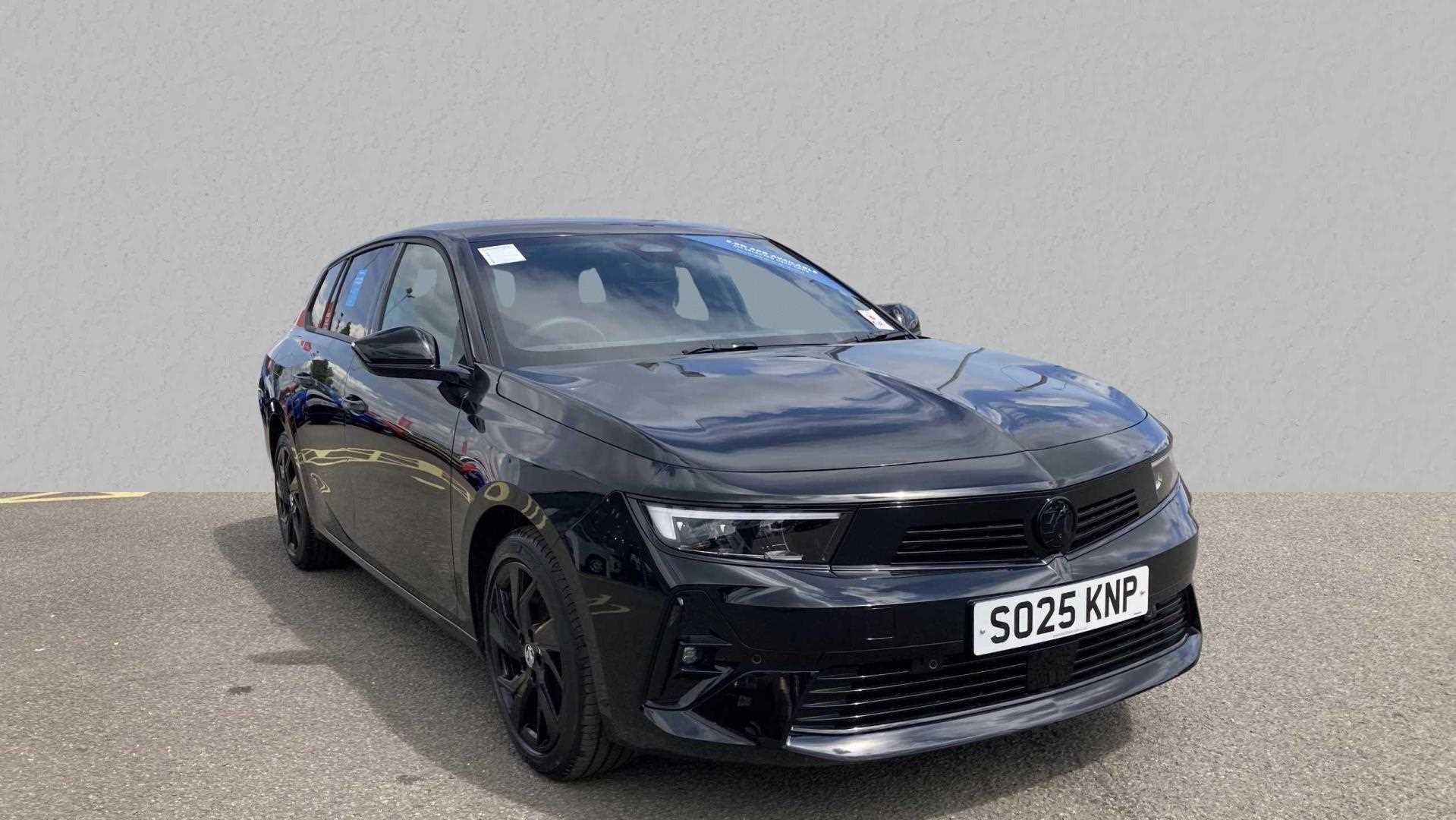 Main listing image - Vauxhall Astra Sports Tourer