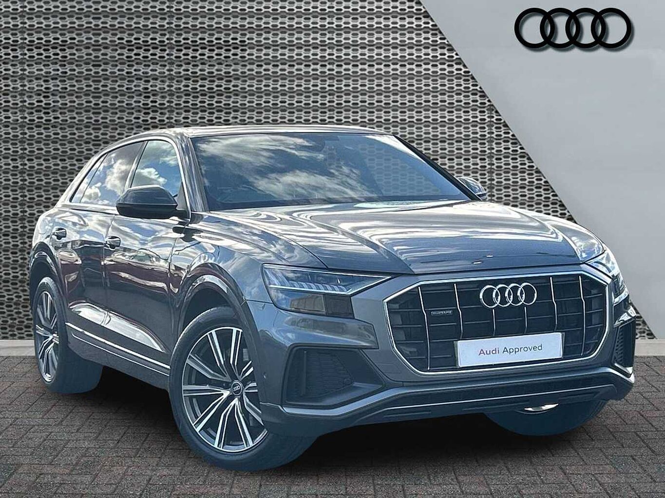 Main listing image - Audi Q8