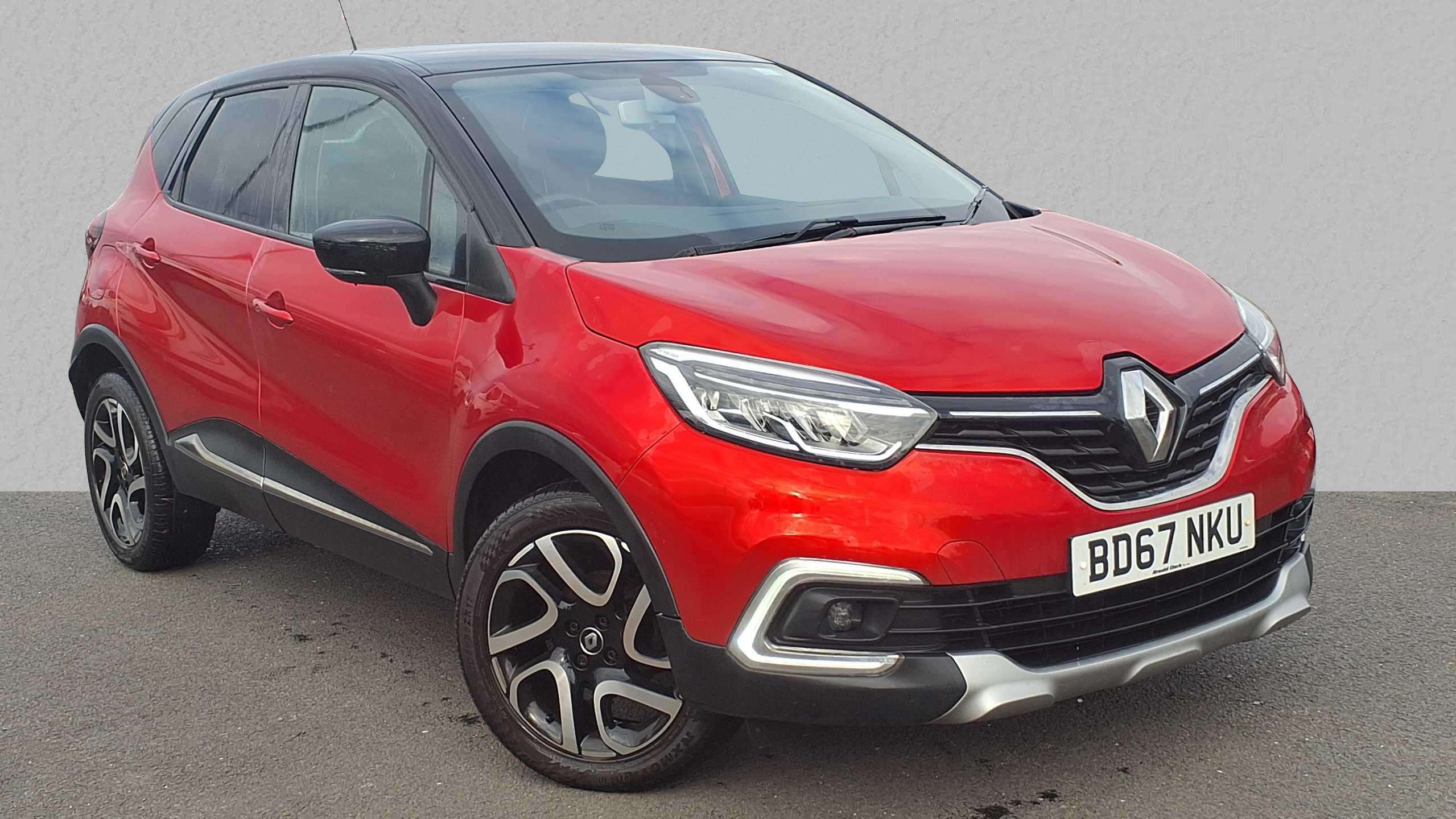 Main listing image - Renault Captur