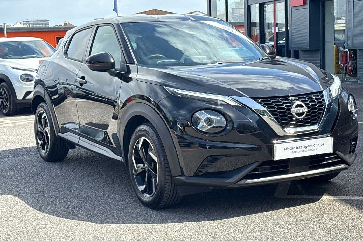 Main listing image - Nissan Juke