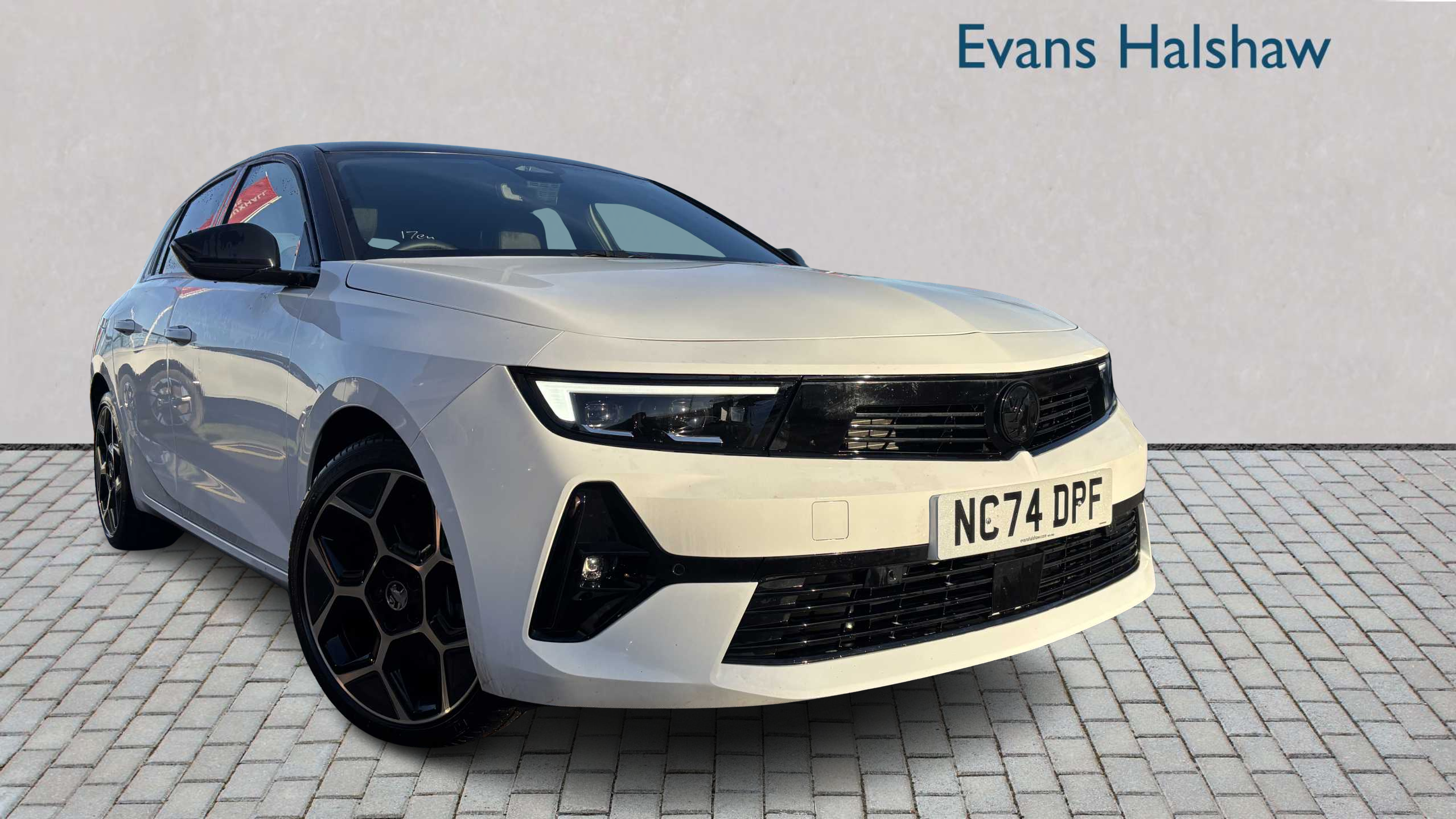 Main listing image - Vauxhall Astra